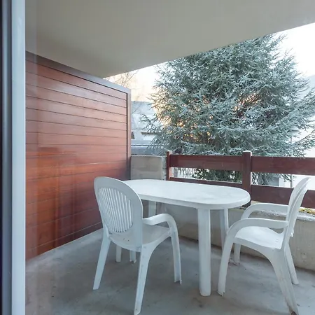 T2 Avec Piscine Couverte Et Parking