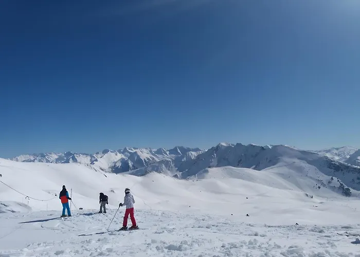 T2 Avec Piscine Couverte Et Parking *
