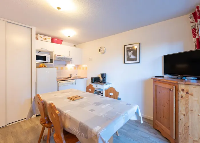 T2 Avec Piscine Couverte Et Parking *