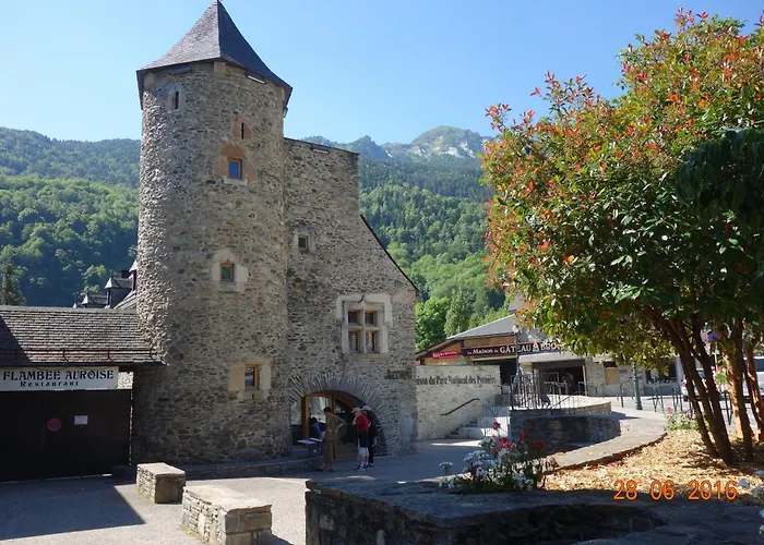 T2 Avec Piscine Couverte Et Parking Apartment